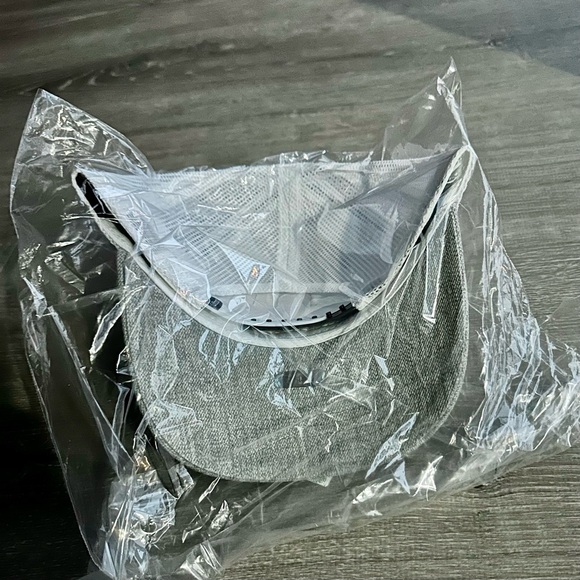 Gulfstream branded Aircraft Silhouette Patch Cap in gray, adjustable back - Picture 5 of 5